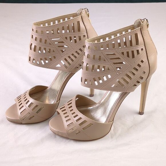 For Kitty Rescue! Guess Laser Cut Stilettos - Picture 1 of 16